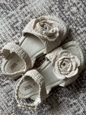 Zara Cream Crochet Flower Toddler Sandals